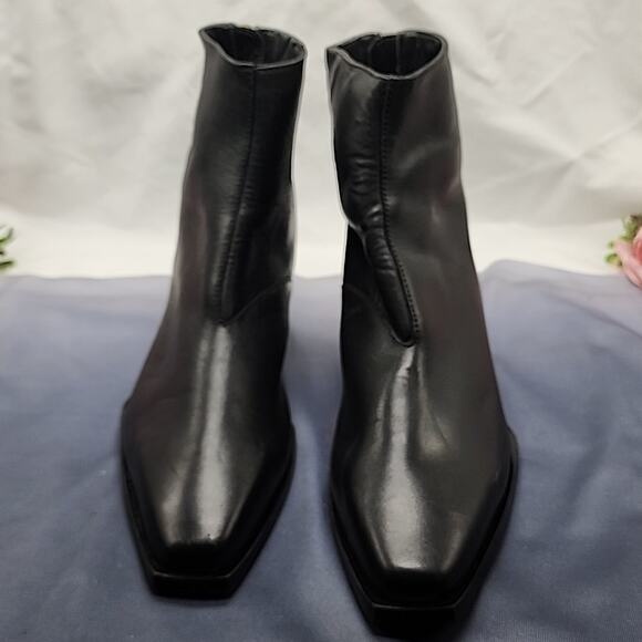 ALLSAINT LENORA ANKLE LEATHER BOOTS COLOR BLACK LADIES 40 NWOB - Picture 4 of 16